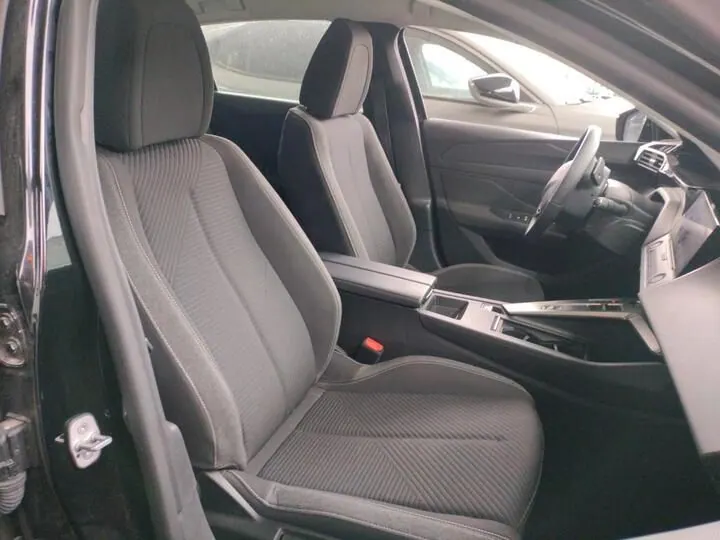 Peugeot 308 Active Pack 130ch 6