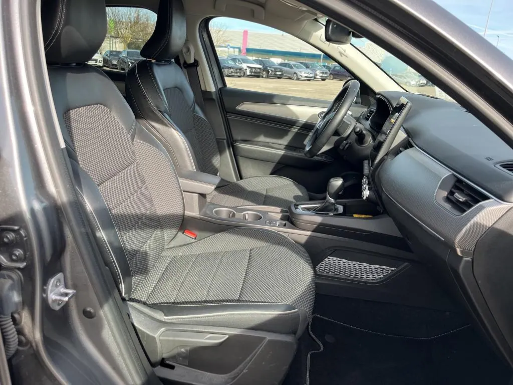 Renault Arkana E-TECH HYBRIDE 145 - 22 TECHNO 14