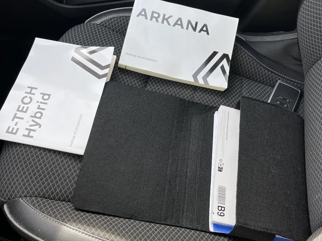 Renault Arkana E-TECH HYBRIDE 145 - 22 TECHNO 15