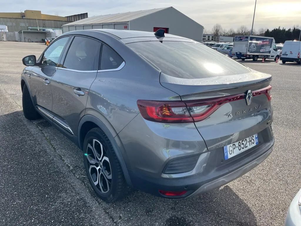 Renault Arkana E-TECH HYBRIDE 145 - 22 TECHNO 4