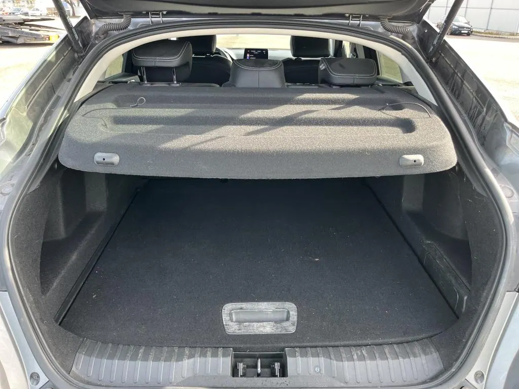 Renault Arkana E-TECH HYBRIDE 145 - 22 TECHNO 9