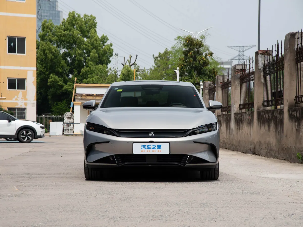 BYD Han EV - photo illustrative 2