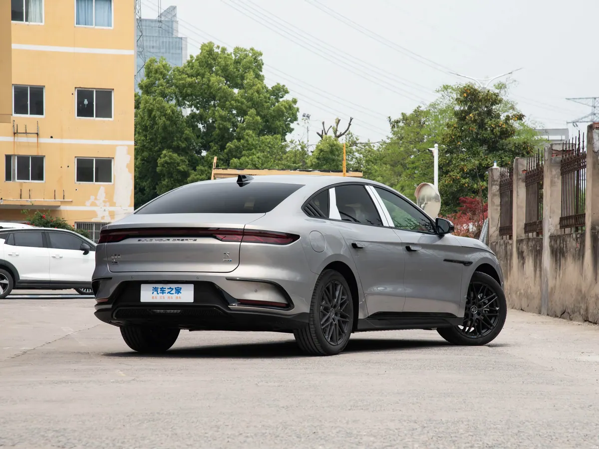 BYD Han EV - photo illustrative 4