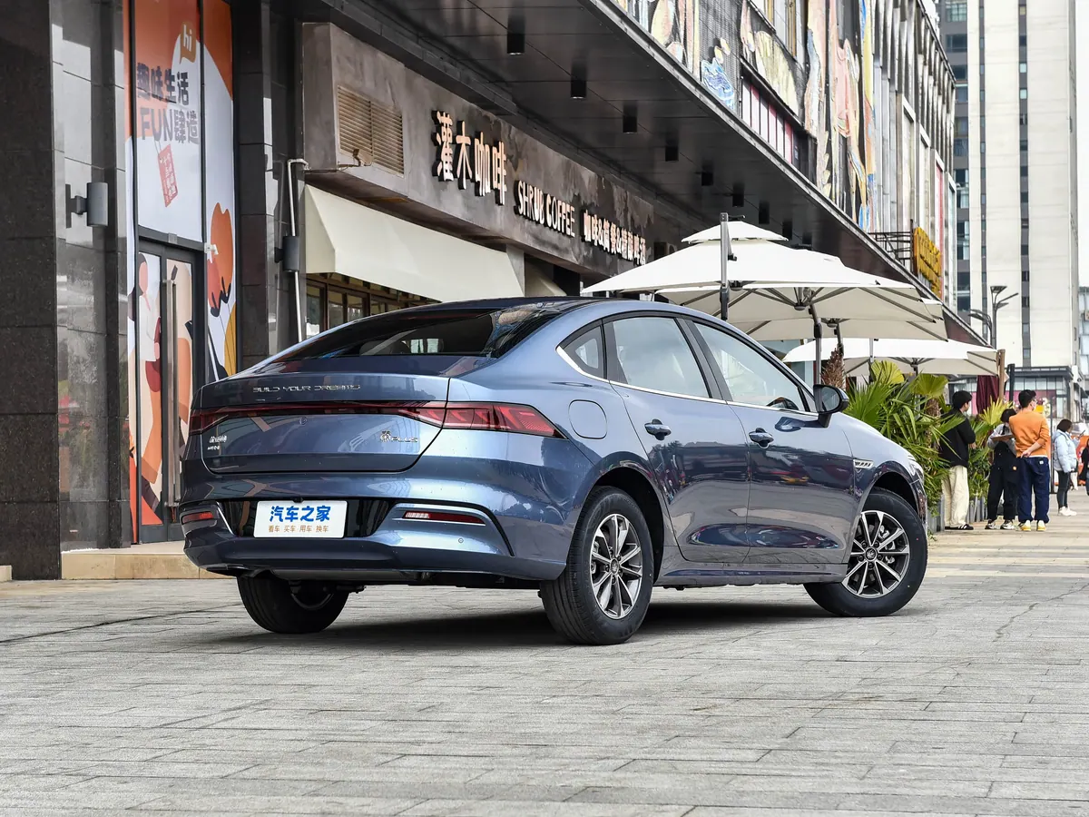 BYD Qin Plus DM-i - photo illustrative 4