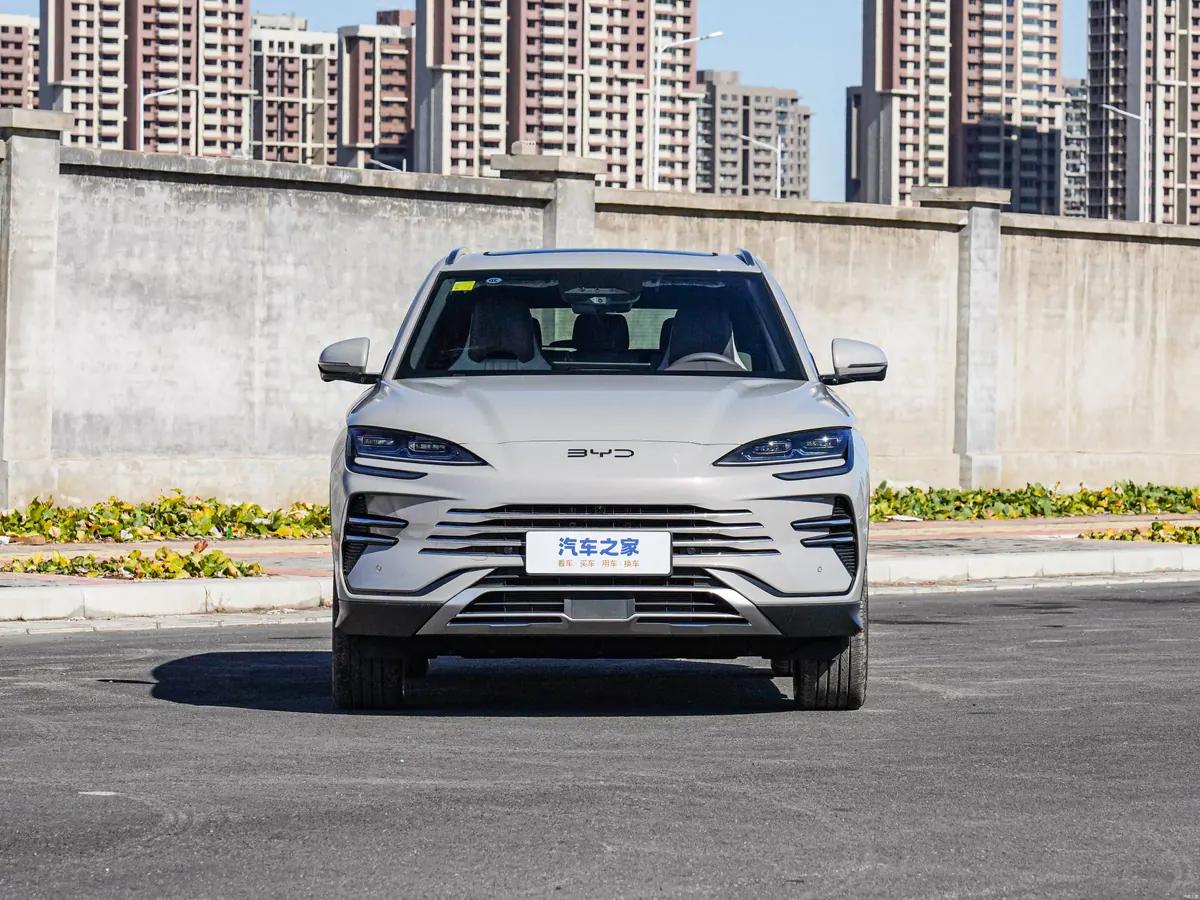 BYD Song Plus DM-i - photo illustrative 2