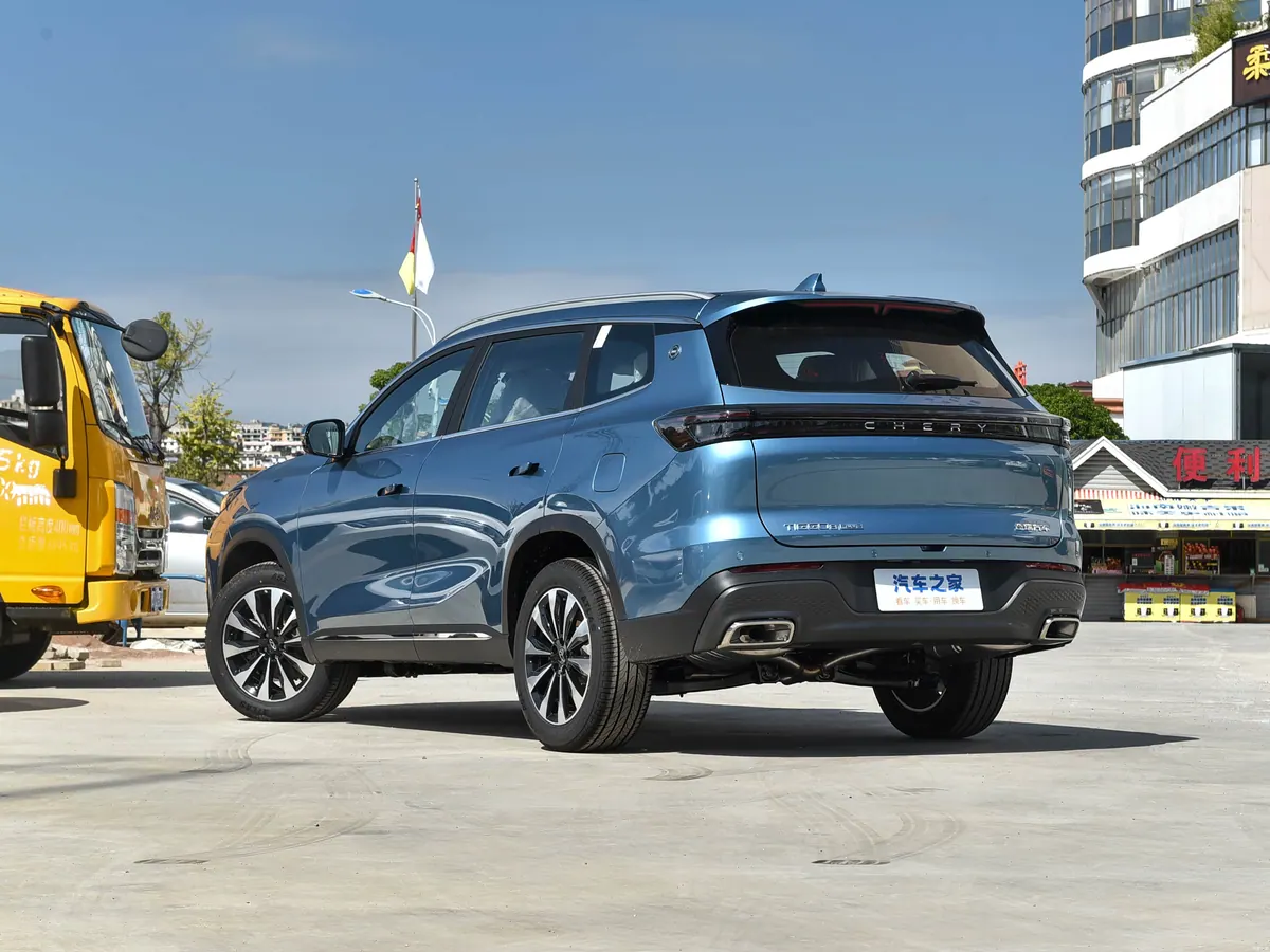 Chery Tiggo 8 PLUS 2025 - photo illustrative 4