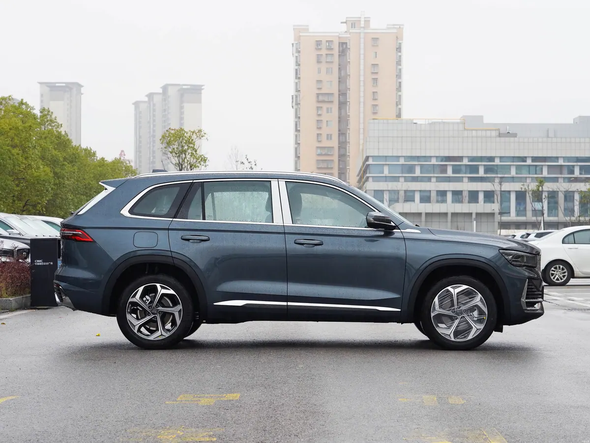 Geely Monjaro - photo illustrative 3