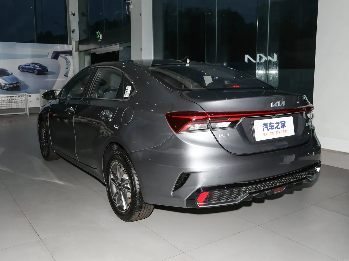 Kia K3 2024 - photo illustrative 5