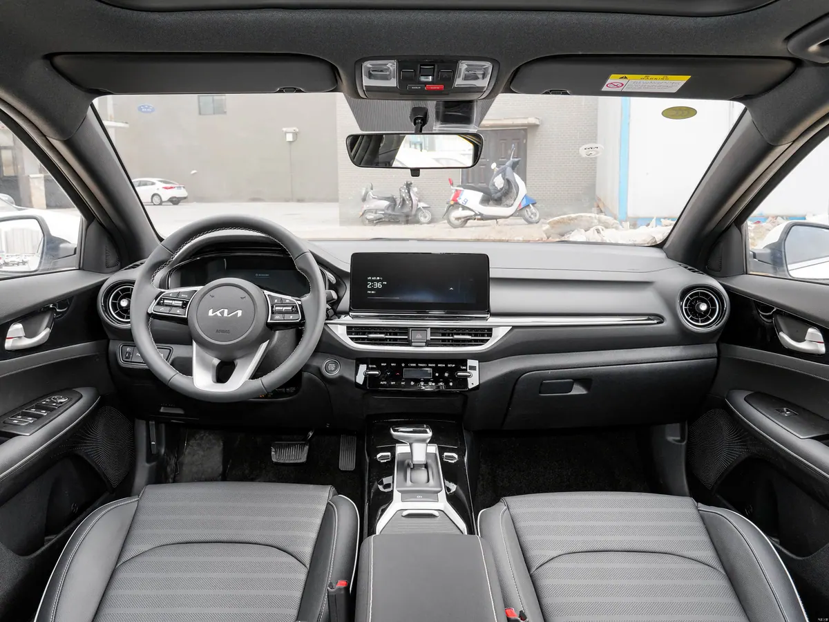 Kia K3 2024 - photo illustrative 6