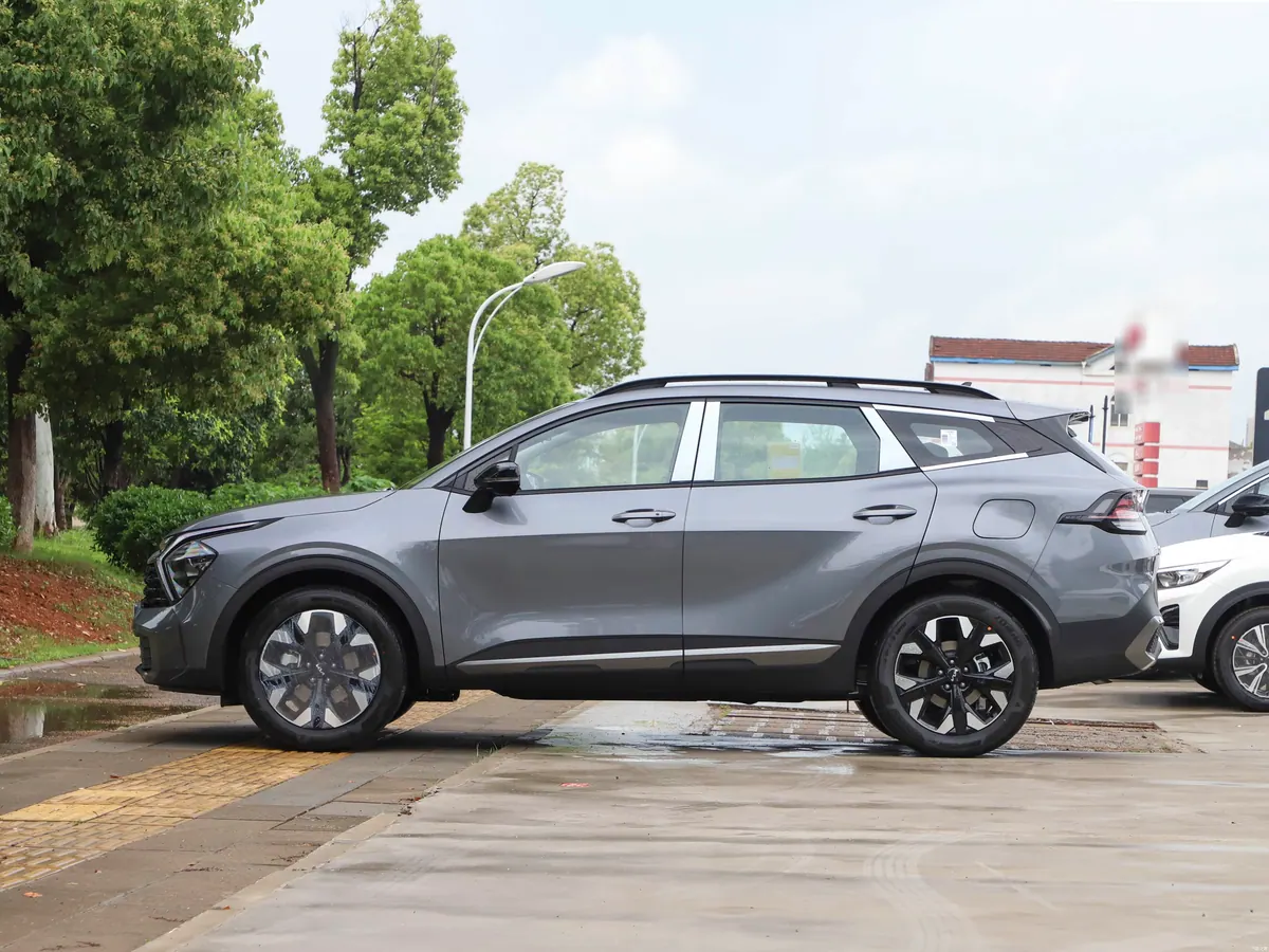 Kia Sportage 2025 - photo illustrative 3