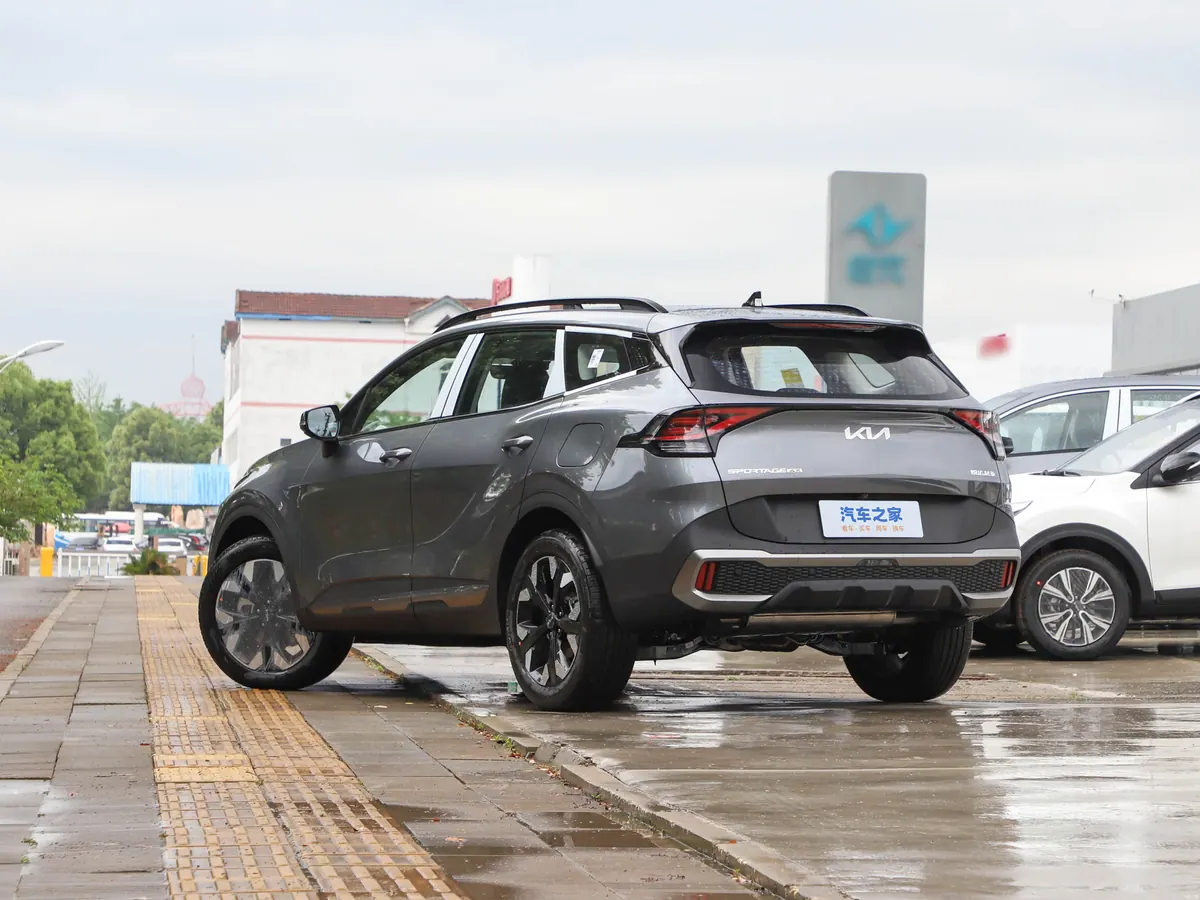 Kia Sportage 2025 - photo illustrative 4