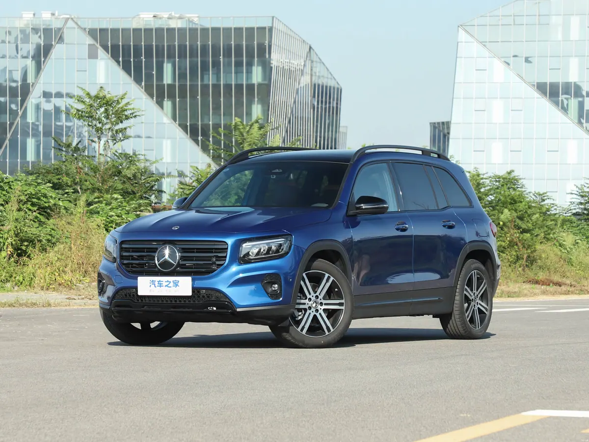 Mercedes GLB 2025 - photo illustrative