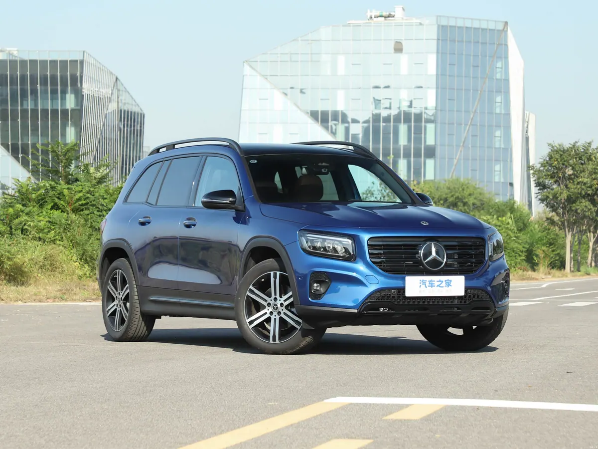 Mercedes GLB 2025 - photo illustrative 3