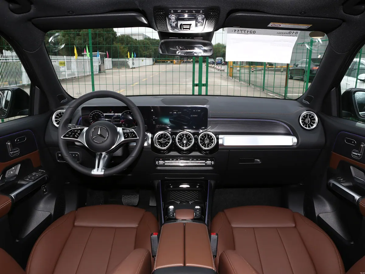 Mercedes GLB 2025 - photo illustrative 5