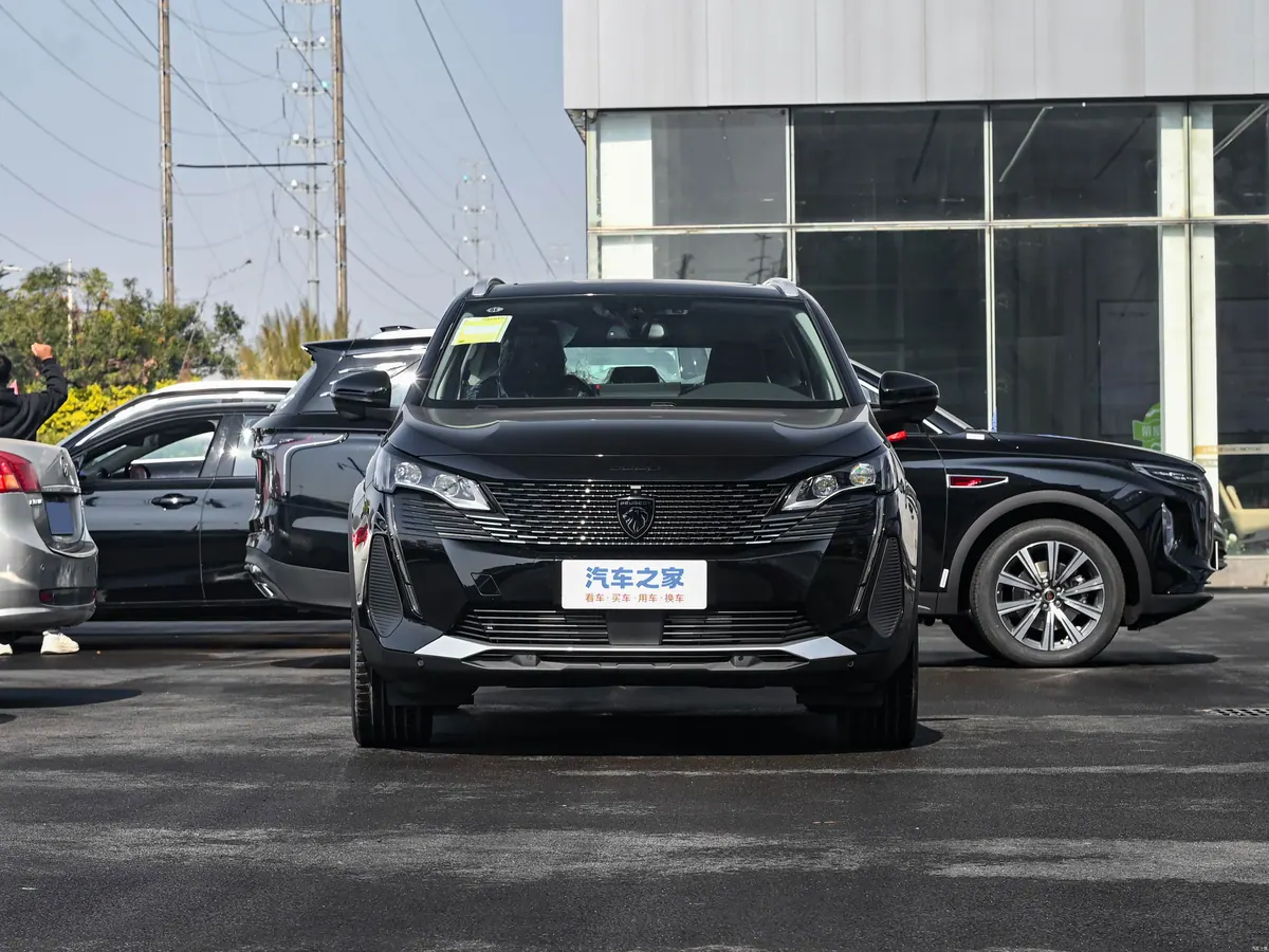 Peugeot 5008 2025 - photo illustrative 2