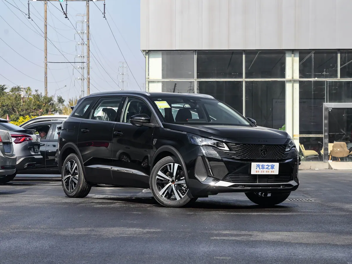 Peugeot 5008 2025 - photo illustrative 3