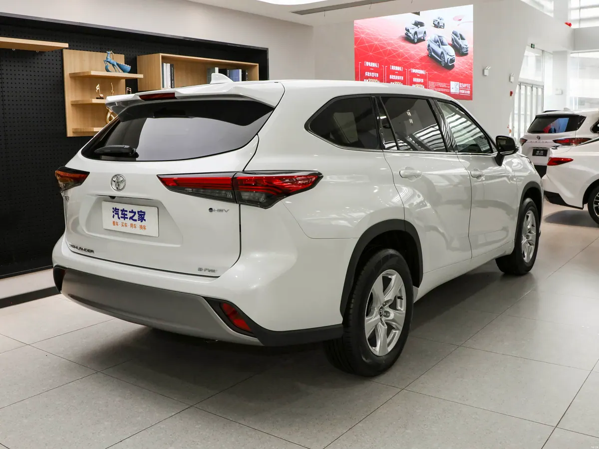 Toyota Highlander - photo illustrative 4